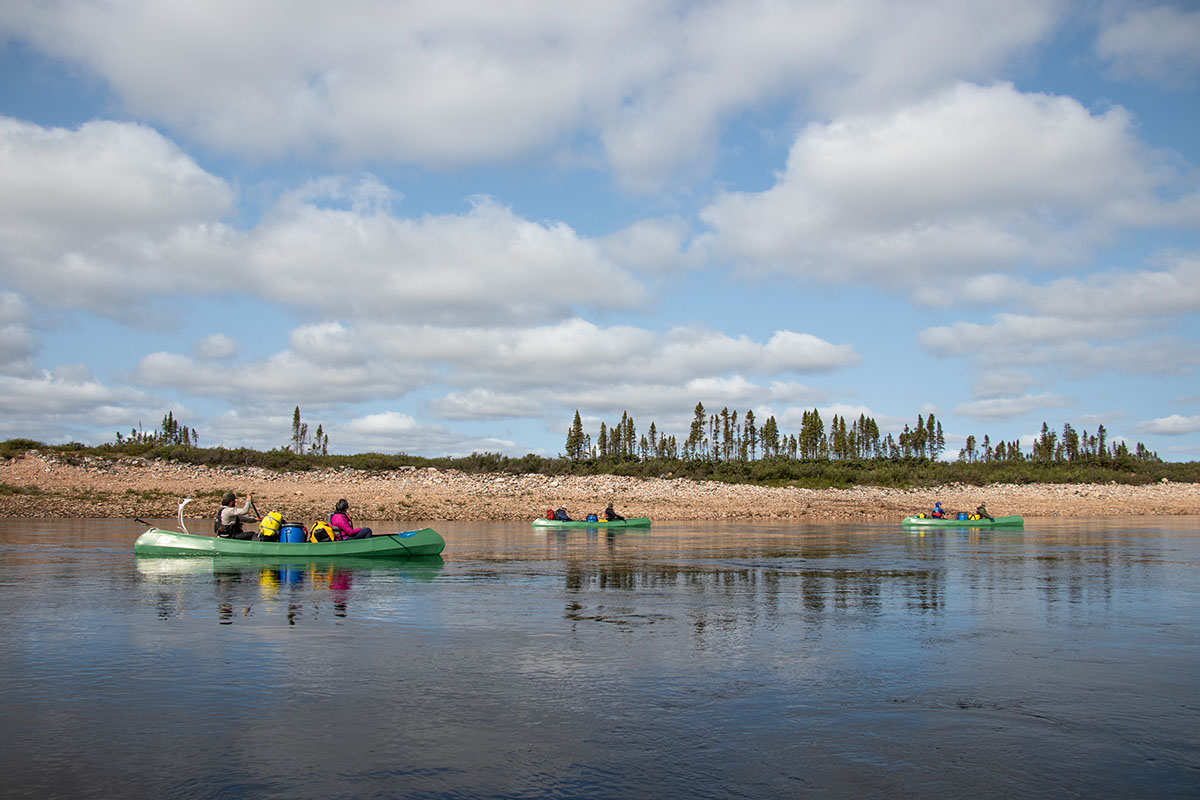 canoes on the thelon river